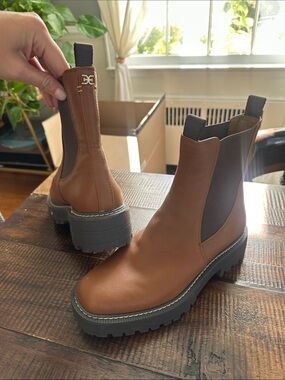 Sam Edelman Laguna Chelsea Boot EUC 7.5